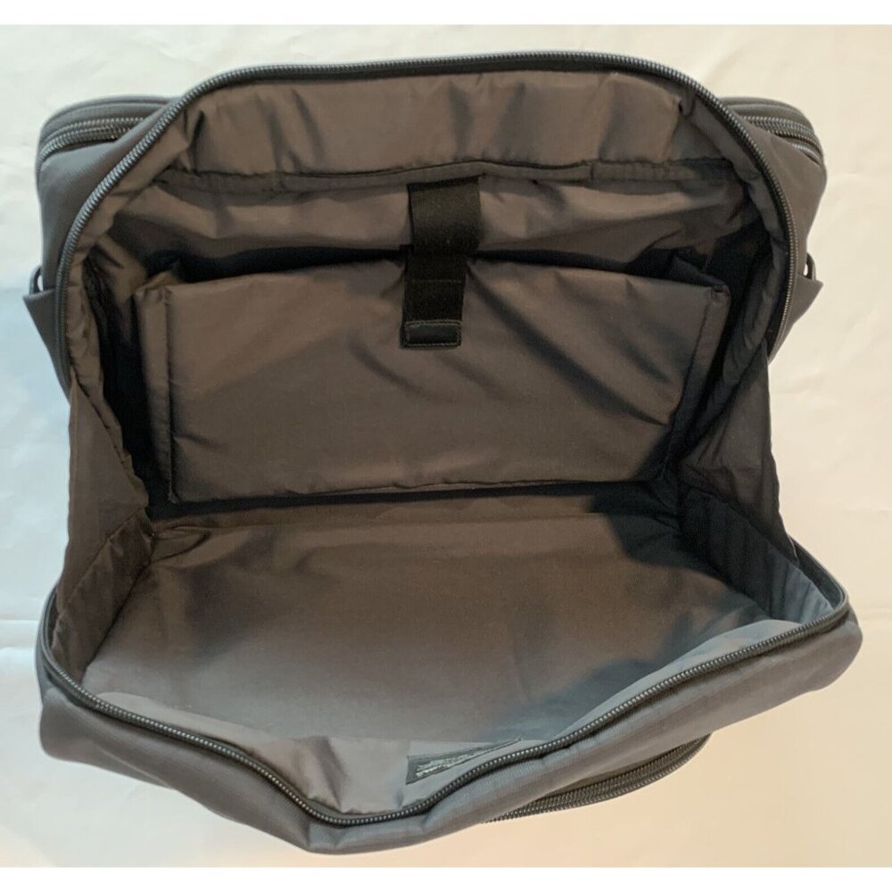 Eddie Bauer Black Nylon Laptop Bag Adjustable Strap Multiple Compartments Padded - Picture 4 of 14